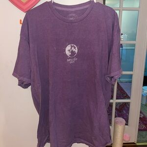 URBAN OUTFITTERS GRAPHIC TEE